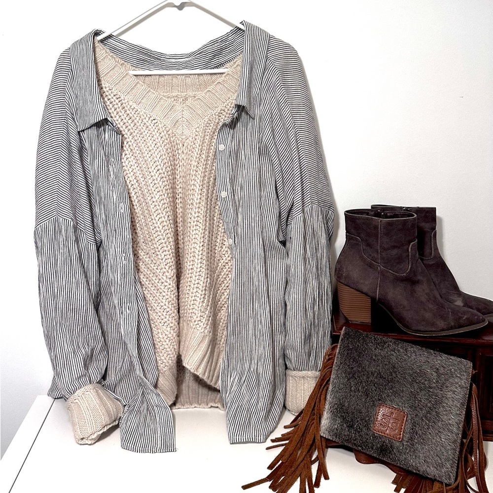 American Eagle V-Neck Knit Sweater